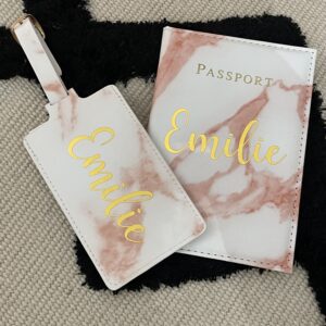 Protège passeport+étiquette de Bagage Modèle Rose marbré